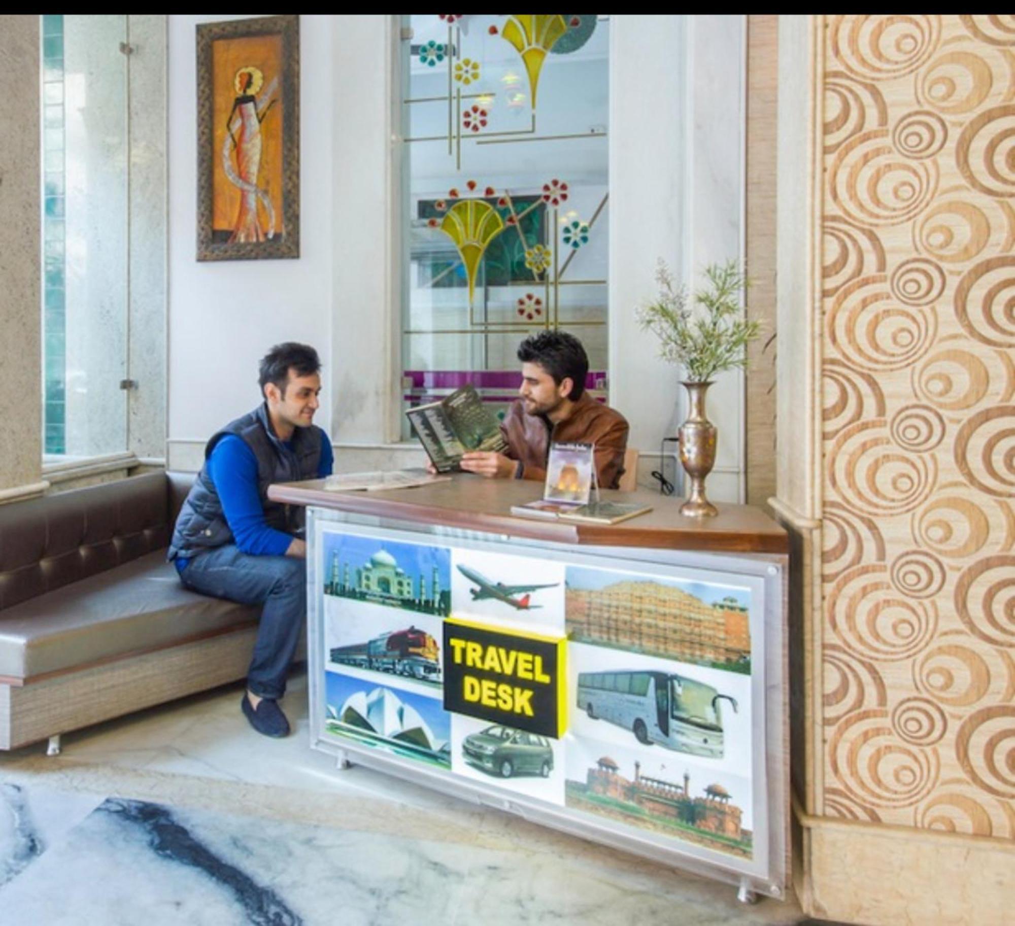 The Natraj Yes Please -New Delhi Hotel Buitenkant foto