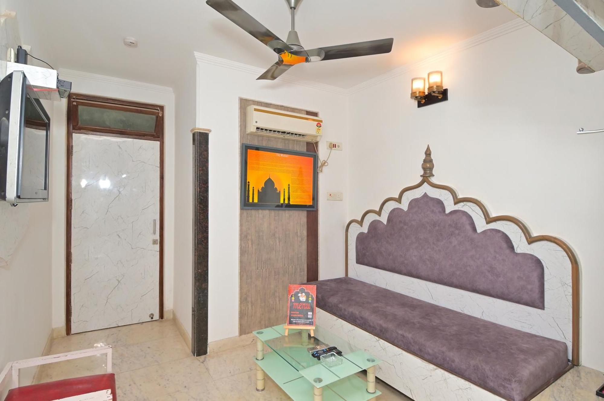 The Natraj Yes Please -New Delhi Hotel Buitenkant foto